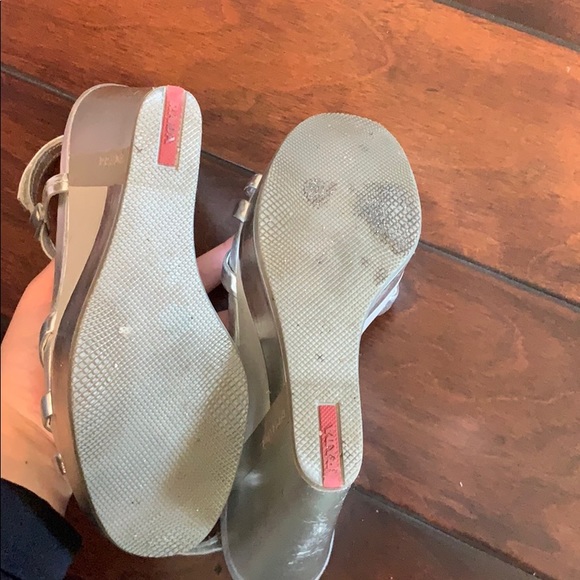 Prada’s - Picture 5 of 5